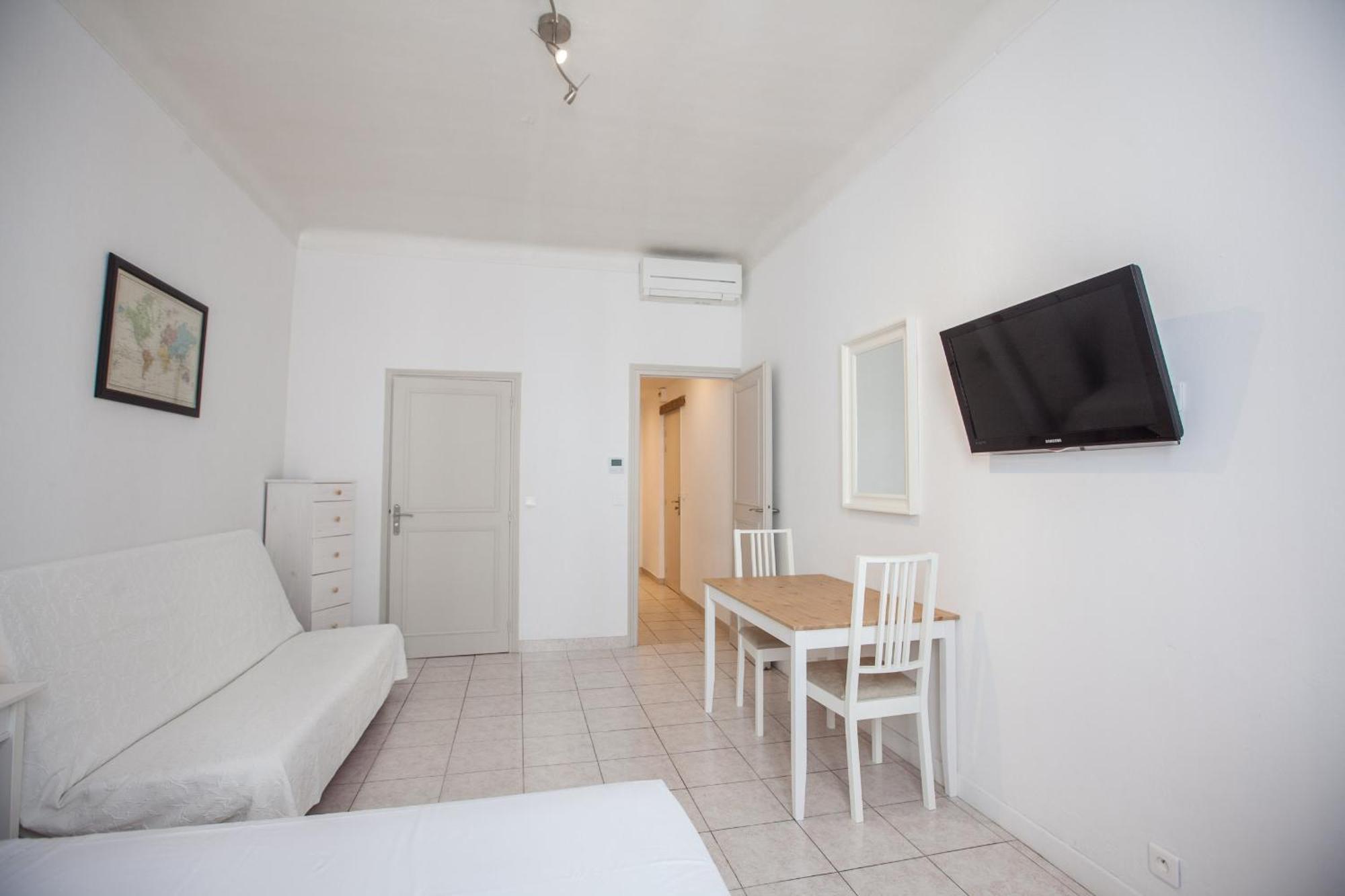 Appartements Foch Канны Экстерьер фото